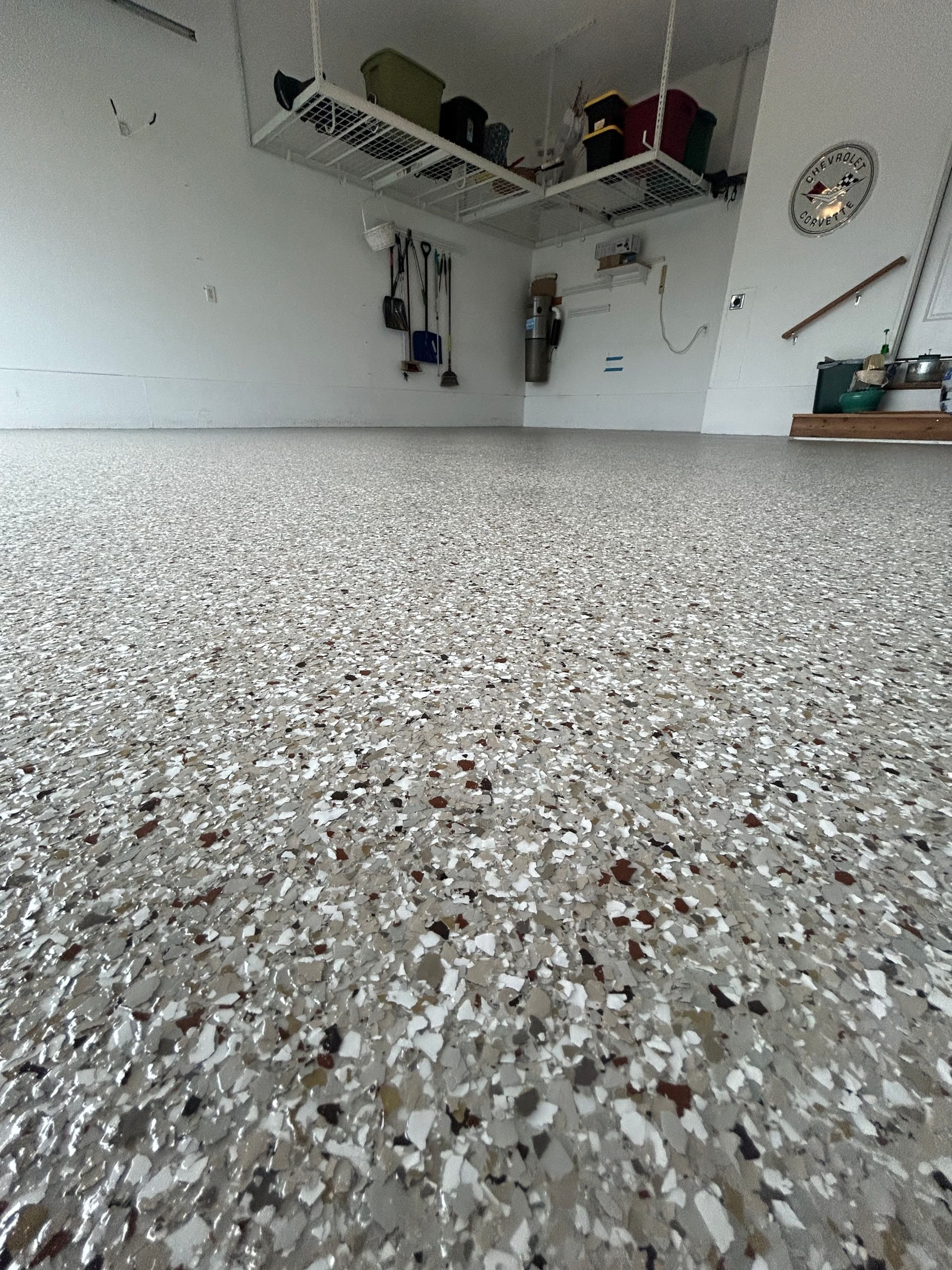 Woodbury Garage Gets a Full Flake Epoxy Floor in Creekbed image