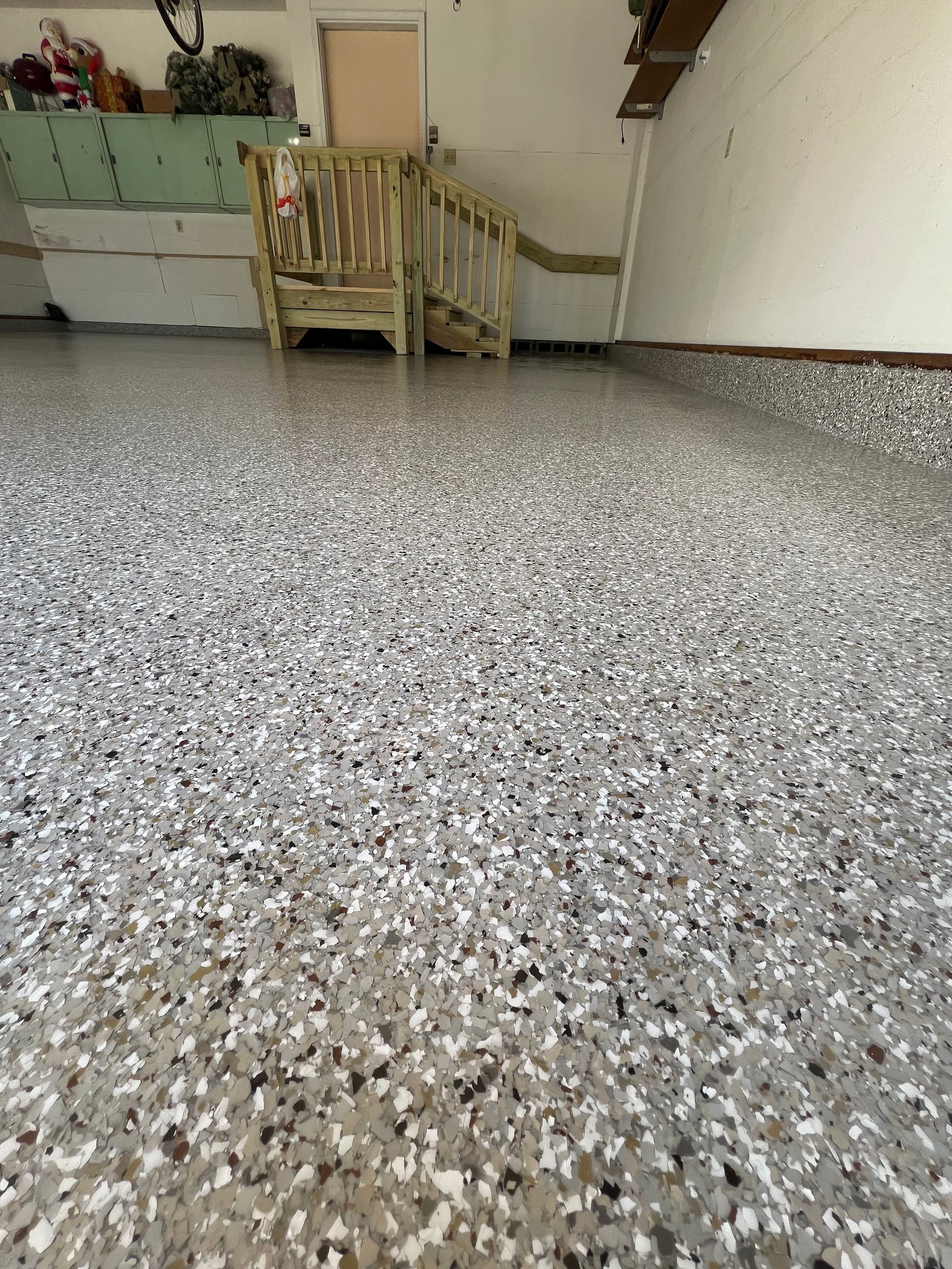 Creekbed Flake Epoxy Garage Floor Upgrade in Hastings image