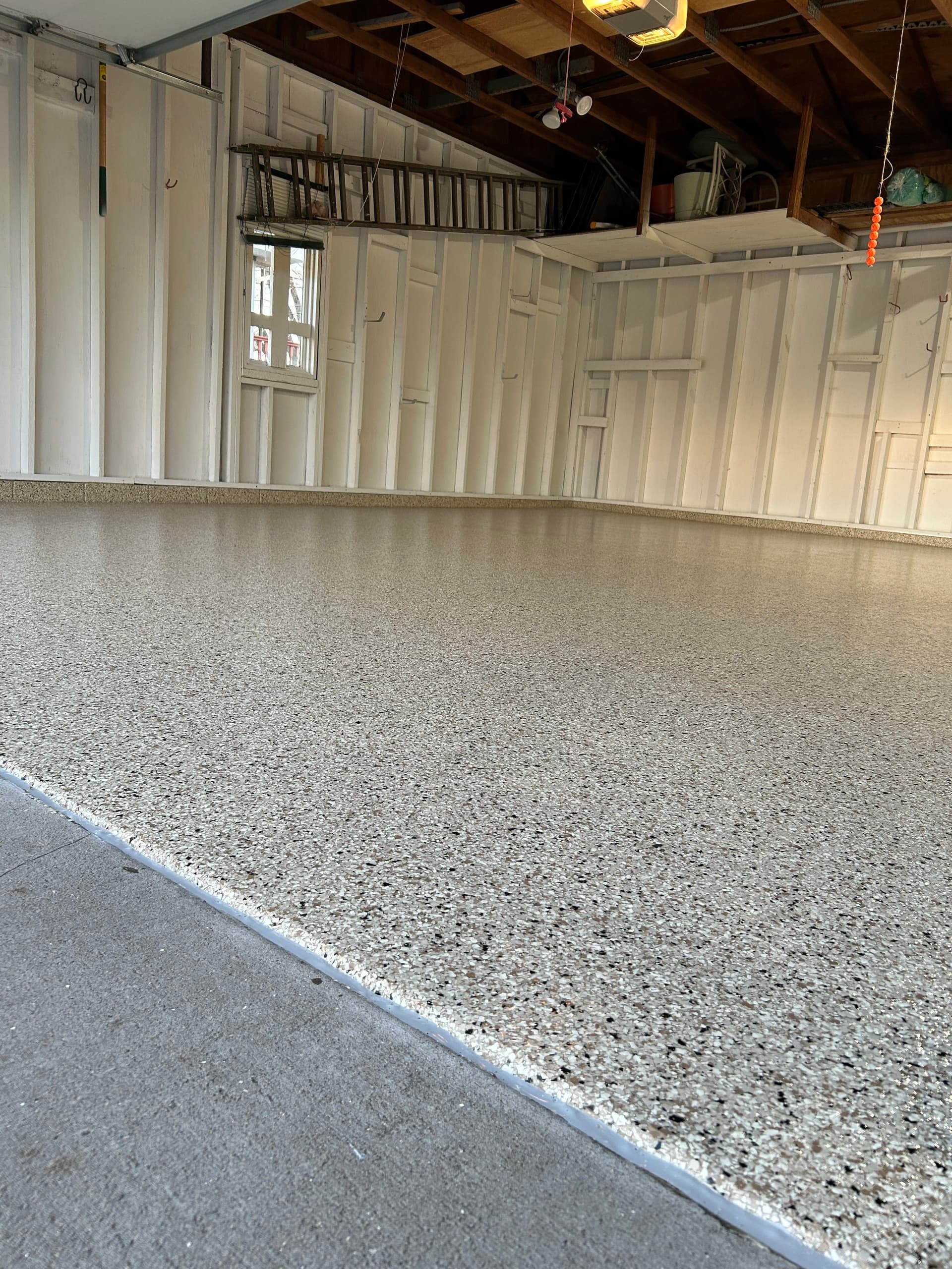 Gallery photos for Garage Floor Done Right with Shoreline Flake Epoxy: Image #1